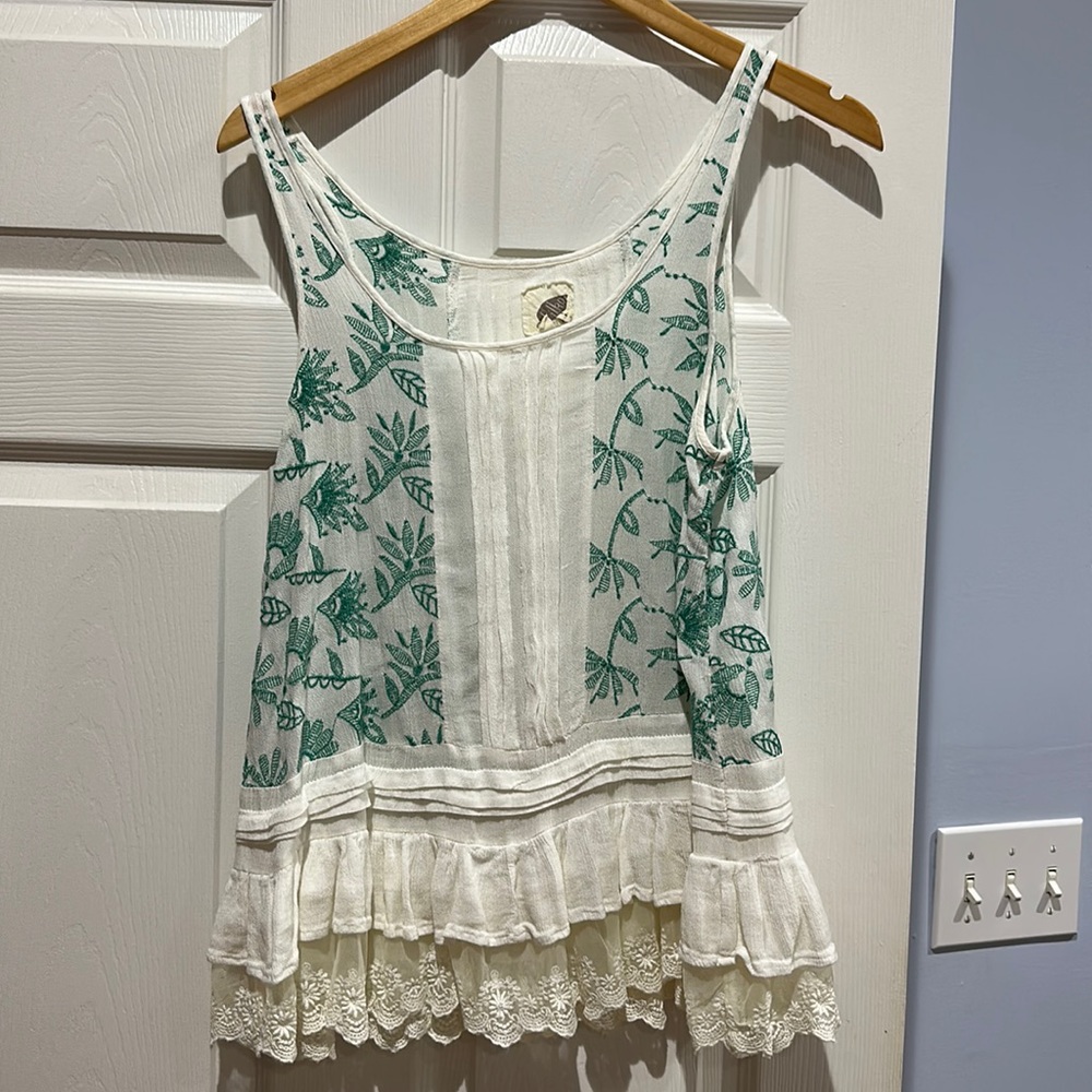 Anthropologie Lilka top